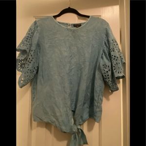 STYLE ENVY SOFT DENIM TOP, DETAILED FLARED SHOULDER, SELF TIE IN FRONT, LARGE